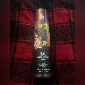Bath & body works- Bail